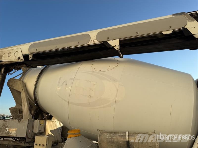 Renault C430 8x4 Camion Toupie Mixer Truck شاحنات خرسانة