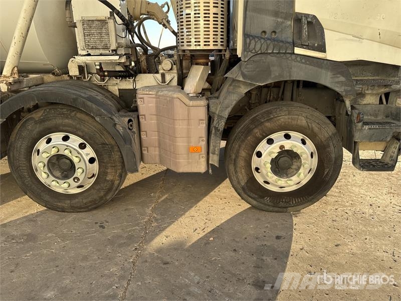 Renault C430 8x4 Camion Toupie Mixer Truck شاحنات خرسانة