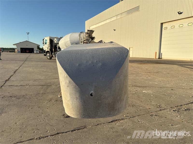 Renault C430 8x4 Camion Toupie Mixer Truck شاحنات خرسانة