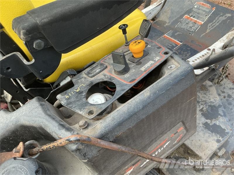  Ride-On Lawn Mower ركوب الحشائش