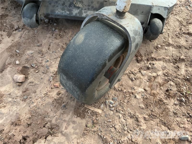  Ride-On Lawn Mower ركوب الحشائش