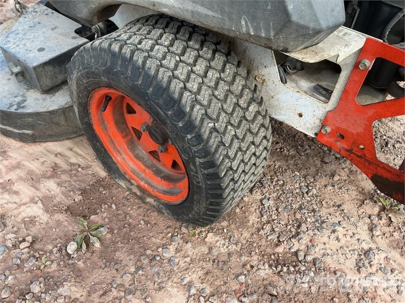  Ride-On Lawn Mower ركوب الحشائش