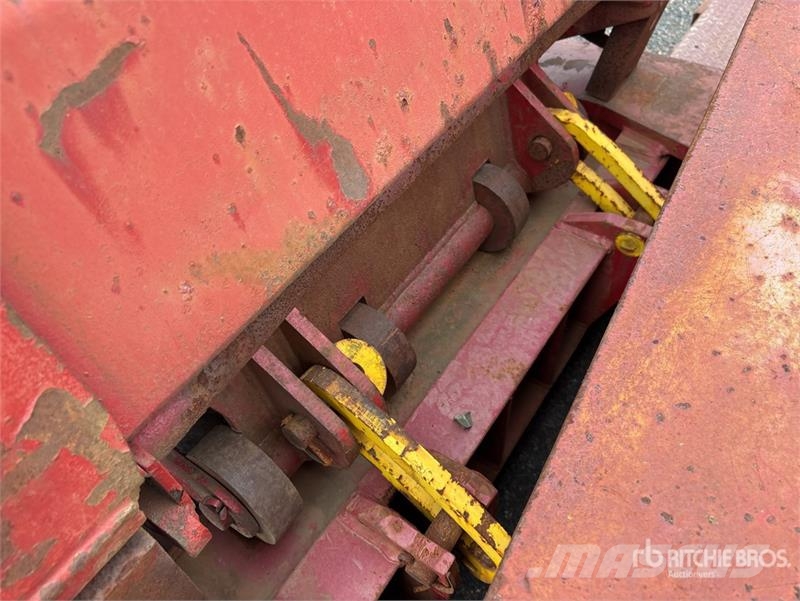 Rogers Tri/A Removable Gooseneck Lowboy Trailer Tieflader