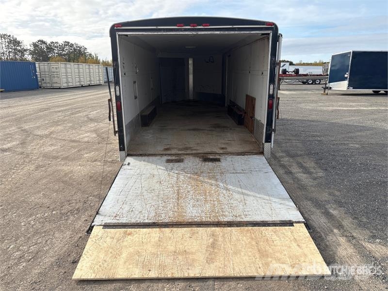 Royal Cargo T/A Enclosed Trailer Anhänger-Kastenaufbau