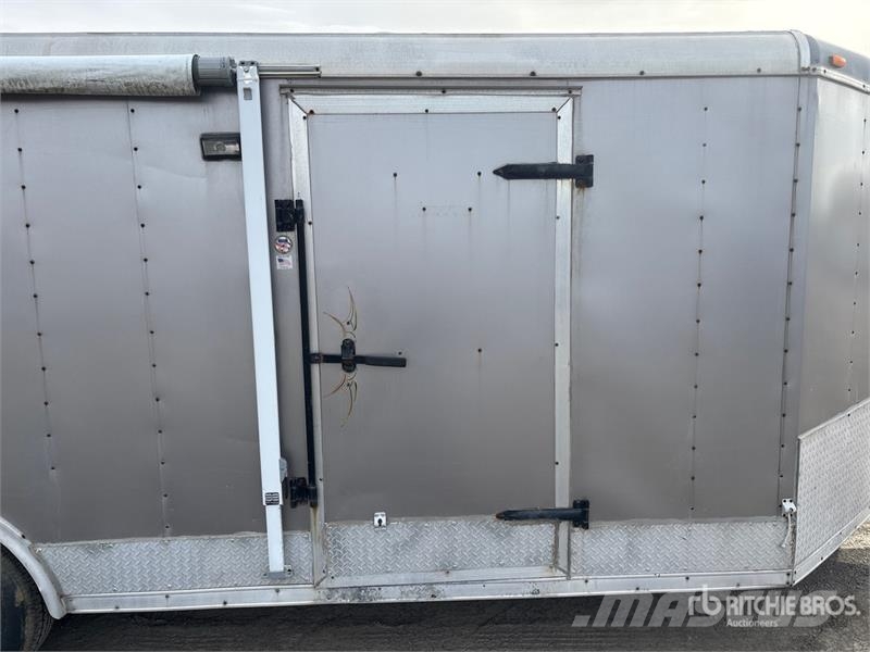 Royal Cargo T/A Enclosed Trailer Anhänger-Kastenaufbau