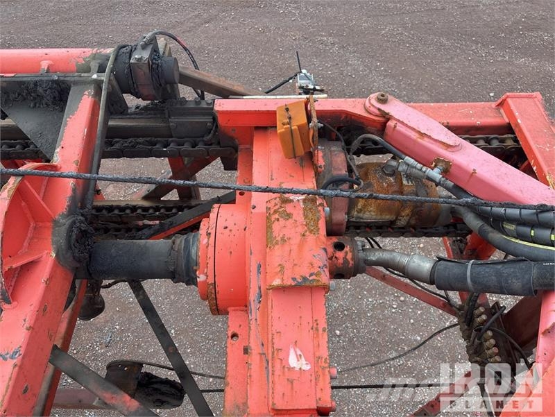 Sandvik D245S Crawler Mounted Blasthole Drill Other drilling equipment
