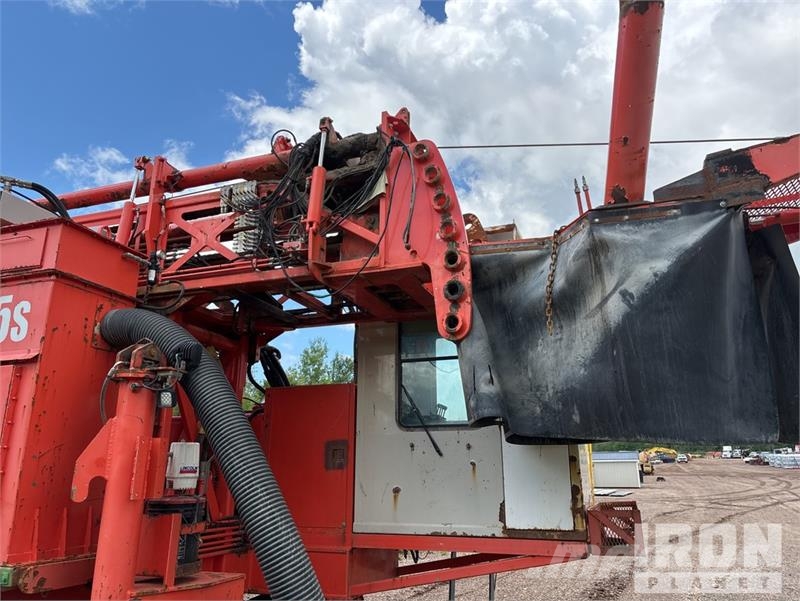 Sandvik D245S Crawler Mounted Blasthole Drill Other drilling equipment
