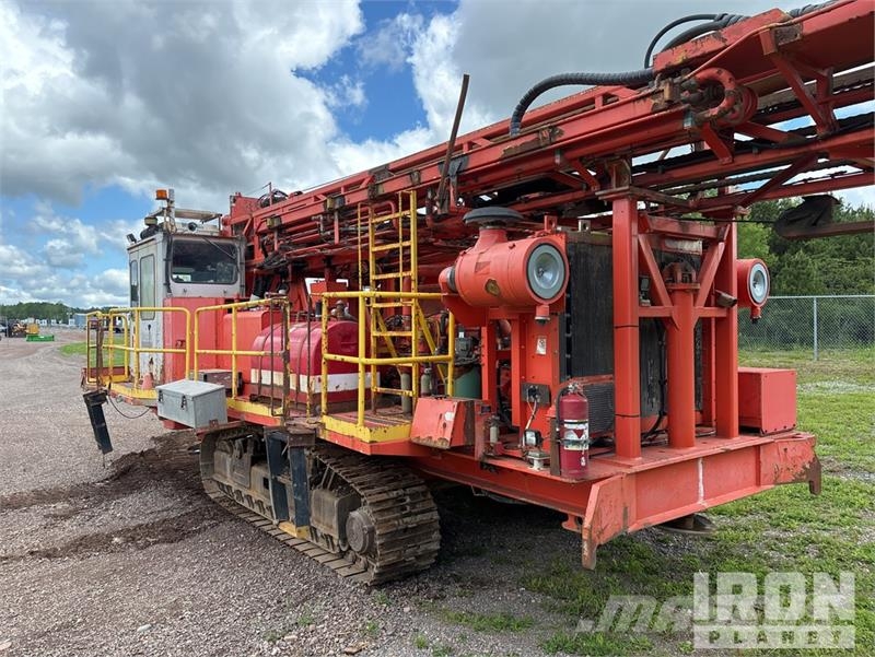 Sandvik D245S Crawler Mounted Blasthole Drill Other drilling equipment