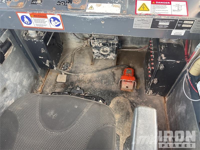 Sandvik D245S Crawler Mounted Blasthole Drill Other drilling equipment
