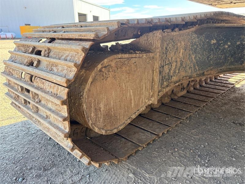 Sany SY215C LC Tracked Excavator Pásové rýpadlá