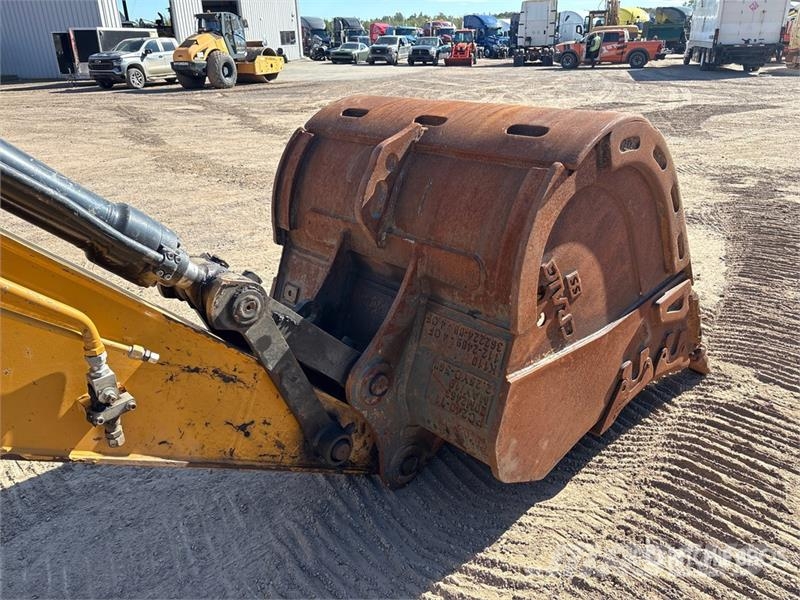 Sany SY215C LC Tracked Excavator Pásové rýpadlá