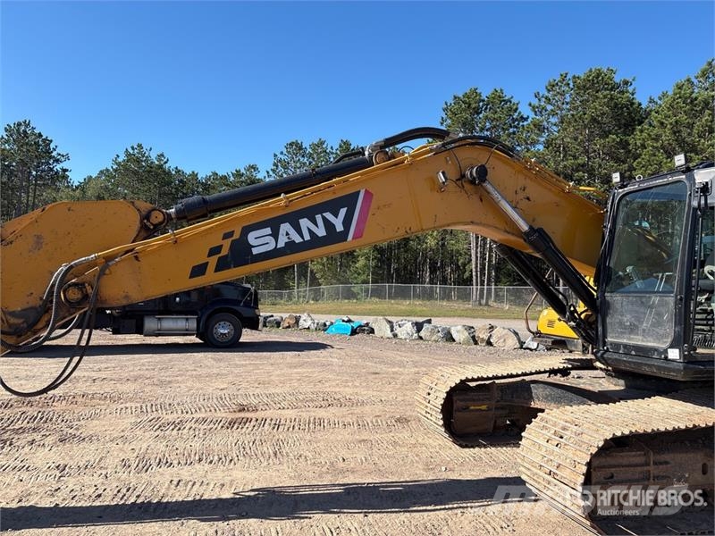 Sany SY215C LC Tracked Excavator Pásové rýpadlá