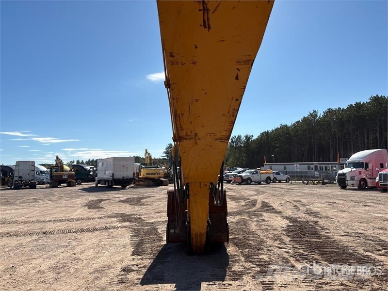Sany SY215C LC Tracked Excavator Pásové rýpadlá
