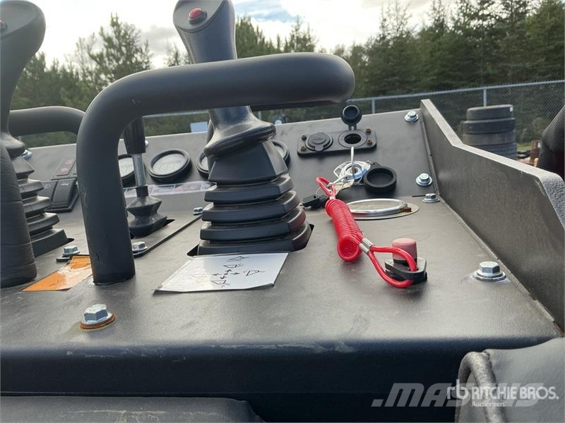 SDLOOL SL-1050K Mini Compact Track Loader (Unused) Minilæsser - skridstyret