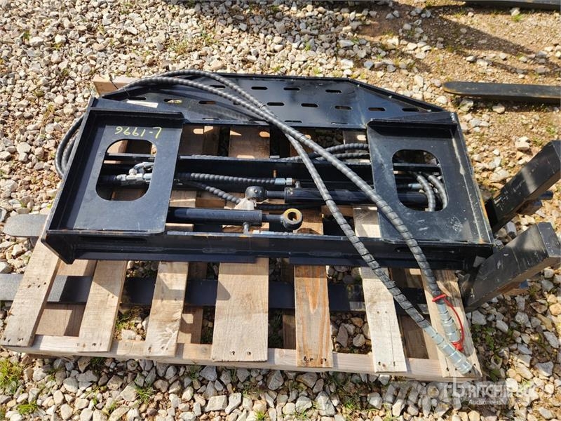 SF60 60 in Skid Steer Forks (Unused) Fourche