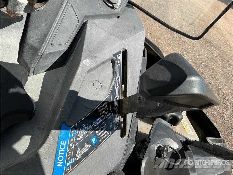 Ski-doo Skandic Snowmobile Moottorikelkat
