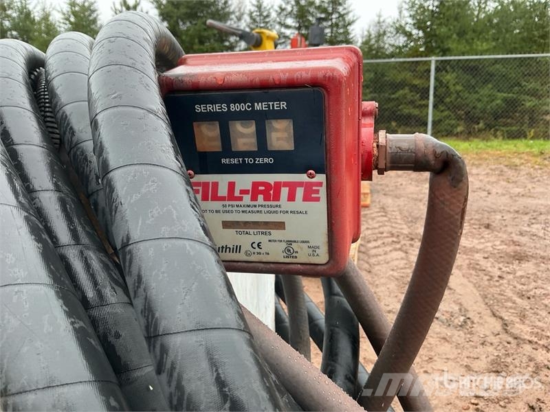 Skid Mounted Steel Fuel Tank Kraftstoff- und Zusatzstoffbehälter