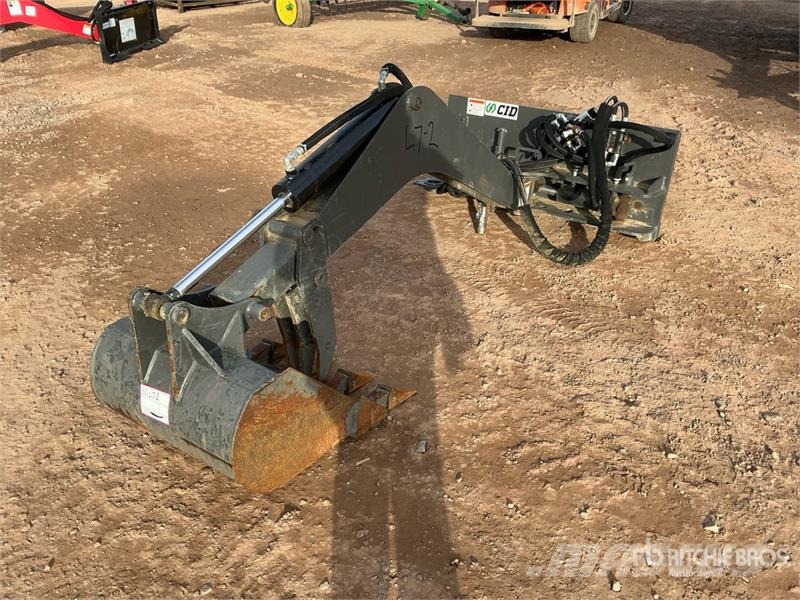  Skid Steer Backhoe Utovarne korpe