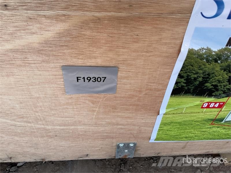 SKLP SK-S2012 20 Ft x 12 Ft Livestock Shelter (Unu 其他畜牧业器械和配件