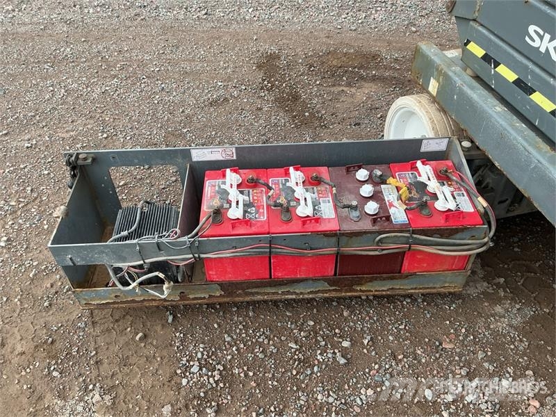 SkyJack SJ4632 Electric Scissor Lift Škaraste platforme