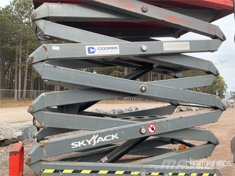 SkyJack SJ4632 Electric Scissor Lift Škaraste platforme