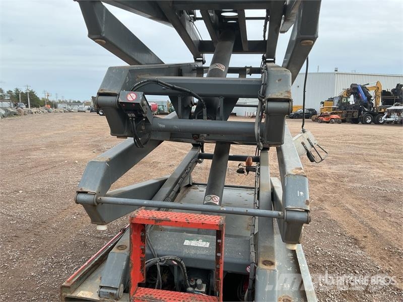 SkyJack SJ4632 Electric Scissor Lift Škaraste platforme