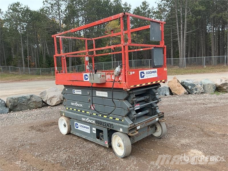 SkyJack SJ4632 Electric Scissor Lift Škaraste platforme
