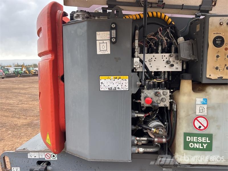 SkyJack SJ46AJ رافعات سلة مفصلية