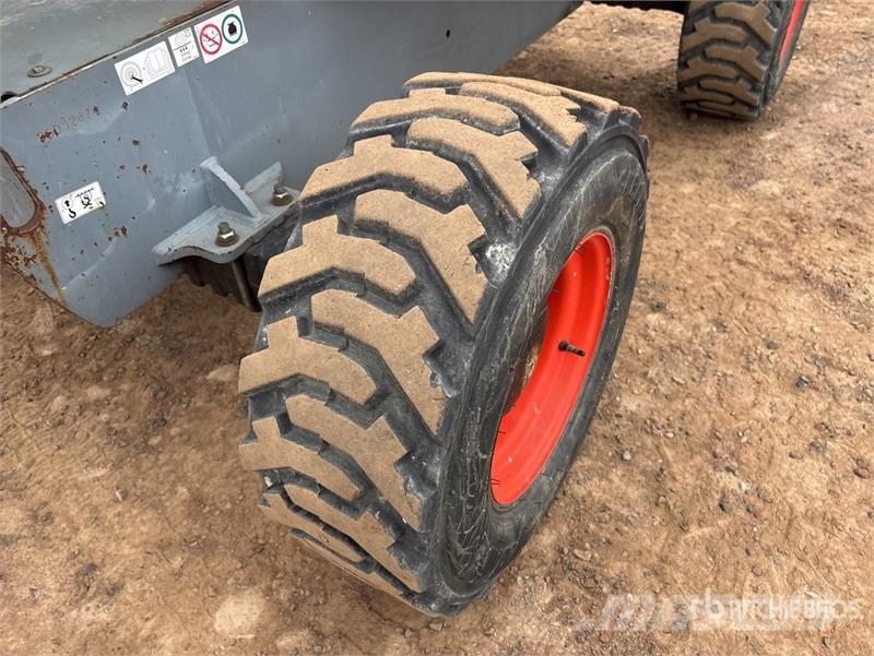 SkyJack SJ46AJ رافعات سلة مفصلية