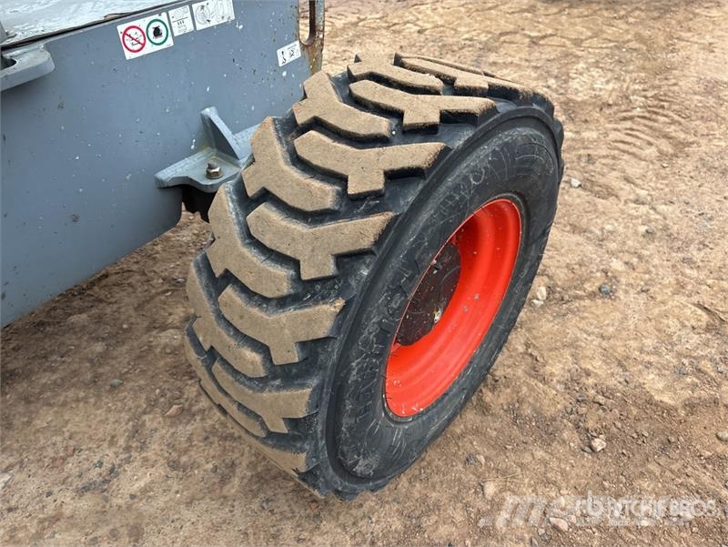 SkyJack SJ46AJ رافعات سلة مفصلية