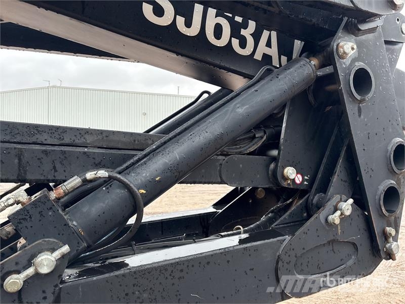 SkyJack SJ63AJ 4WD Diesel Articulating Boom Lift Gelenkteleskoparbeitsbühnen