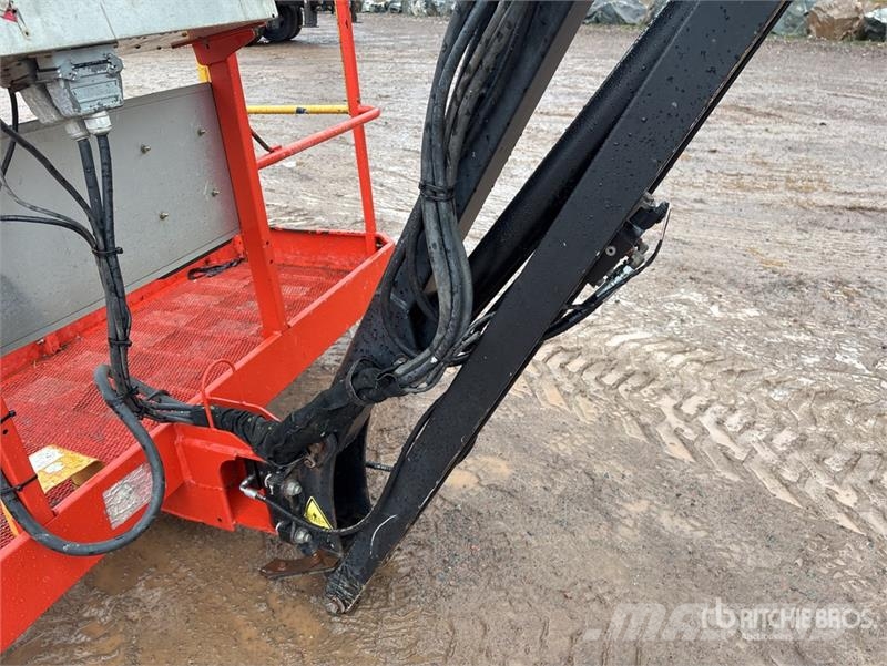 SkyJack SJ63AJ 4WD Diesel Articulating Boom Lift Gelenkteleskoparbeitsbühnen