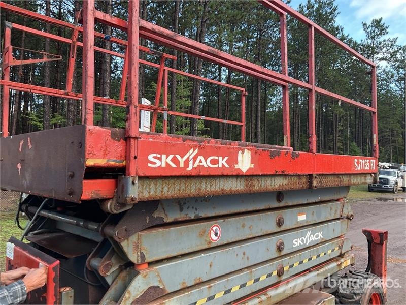 SkyJack SJ7135 Scissor lifts