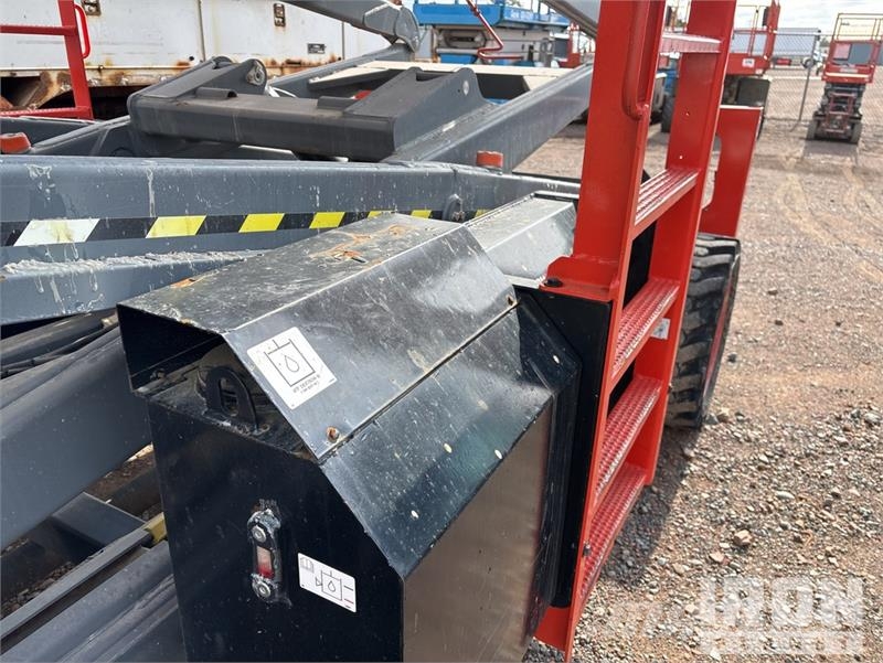 SkyJack SJ9253 RT Dual Fuel 4x4 Scissor Lift رافعات مقصية الشكل