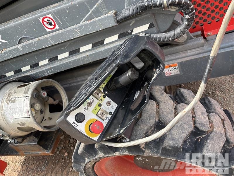 SkyJack SJ9253 RT Dual Fuel 4x4 Scissor Lift رافعات مقصية الشكل