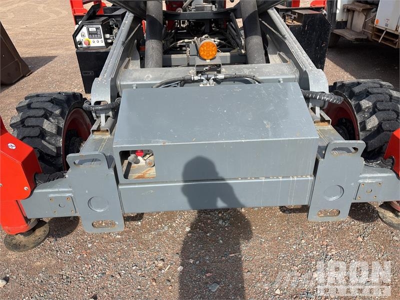 SkyJack SJ9253 RT Dual Fuel 4x4 Scissor Lift رافعات مقصية الشكل