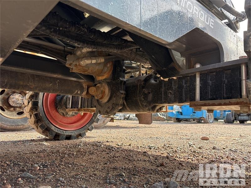 SkyJack SJ9253 RT Dual Fuel 4x4 Scissor Lift رافعات مقصية الشكل