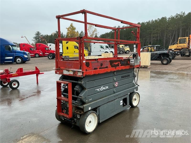 SkyJack SJIII3226 Electric Scissor Lift Škaraste platforme