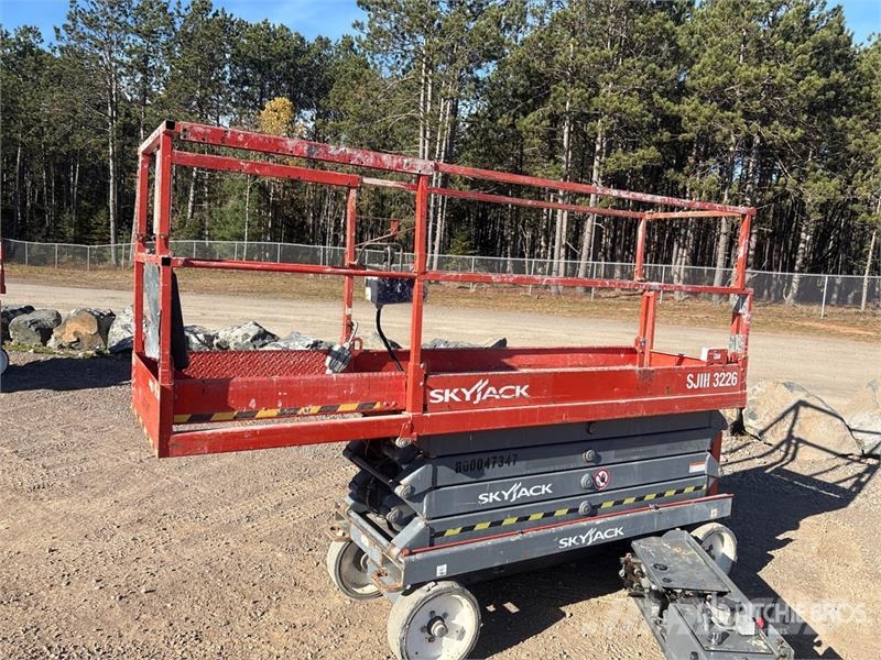 SkyJack SJIII3226 Electric Scissor Lift Elevadores de tesoura