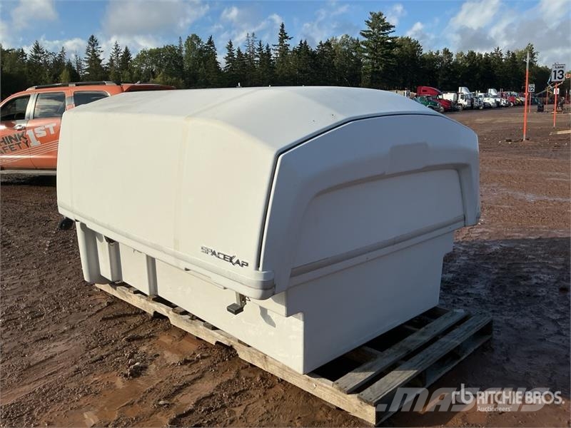 SpaceKap Truck Cap - Fits Truck Ohjaamot ja sisustat