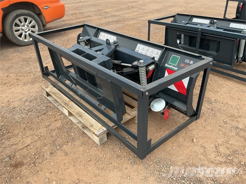 StanForge DB72 72 in Skid Steer Dozer (Unused) Πτερύγια