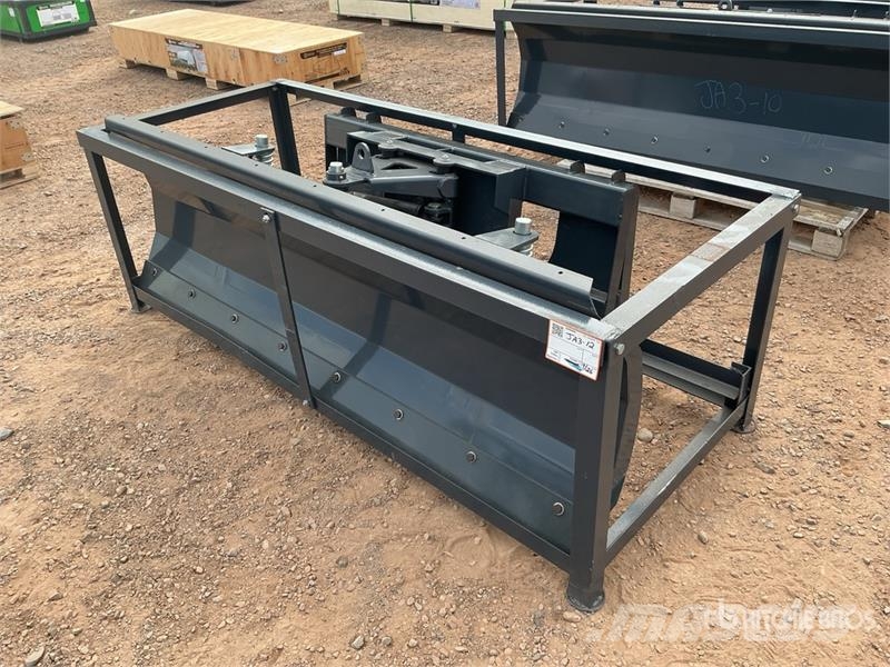 StanForge DB72 72 in Skid Steer Dozer (Unused) Πτερύγια