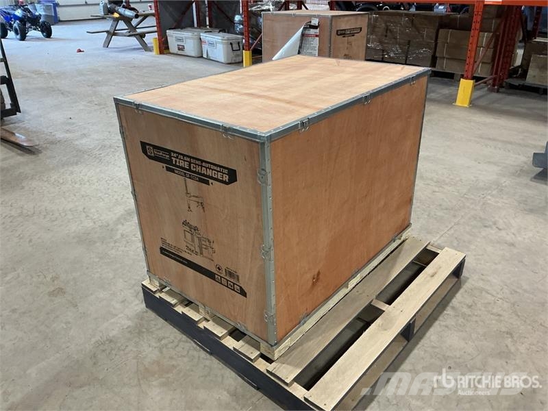  StanForge TC24 24 in Tire Changer (Unused) Sonstige Baumaschinen