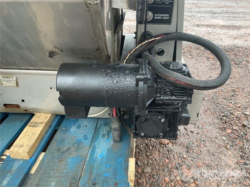 Steel Caster Electric 8 Ft Salt Spreader معدات نشر الرمال والملح