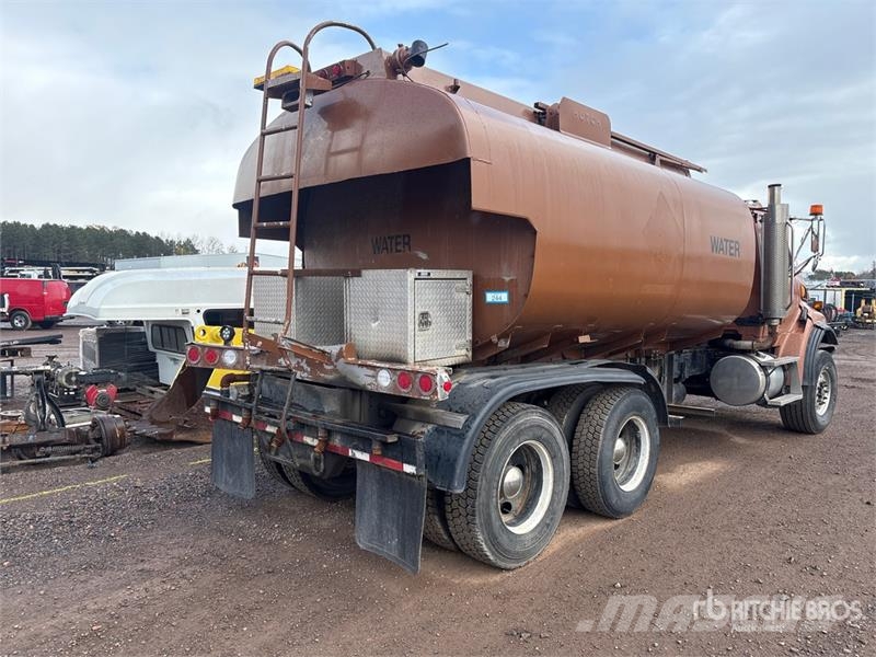 Sterling 4x2 Water Truck (Inoperable) Ūdens mašīnas