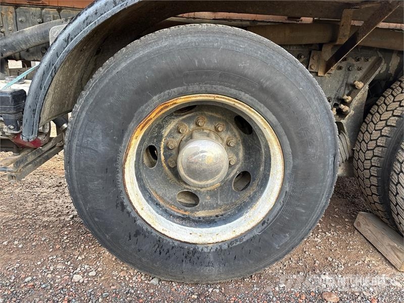 Sterling 4x2 Water Truck (Inoperable) Ūdens mašīnas