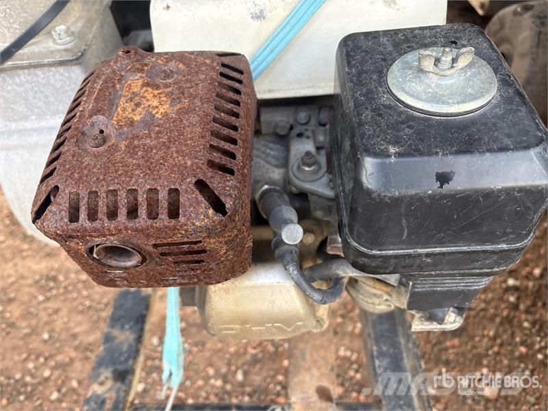 Sterling 4x2 Water Truck (Inoperable) Ūdens mašīnas