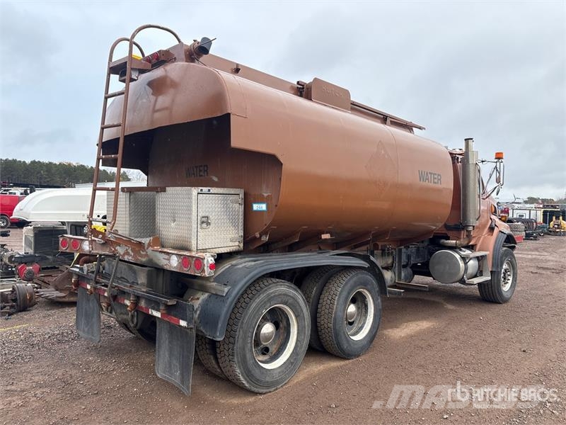 Sterling 4x2 Water Truck (Inoperable) Ūdens mašīnas