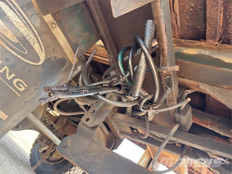 Sterling Acterra 4x2 Rollback Truck (Inoperable) مركبات إصلاح الأعطال