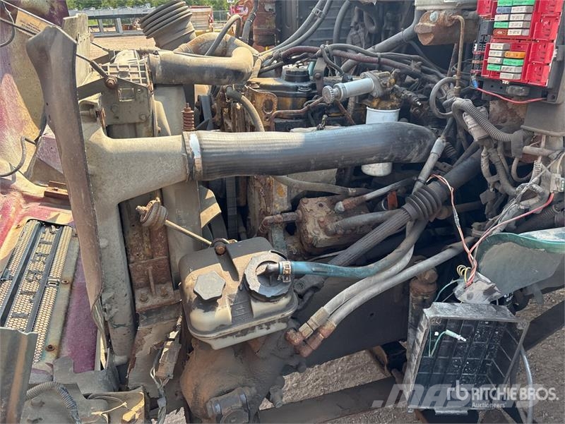 Sterling Acterra 4x2 Rollback Truck (Inoperable) مركبات إصلاح الأعطال